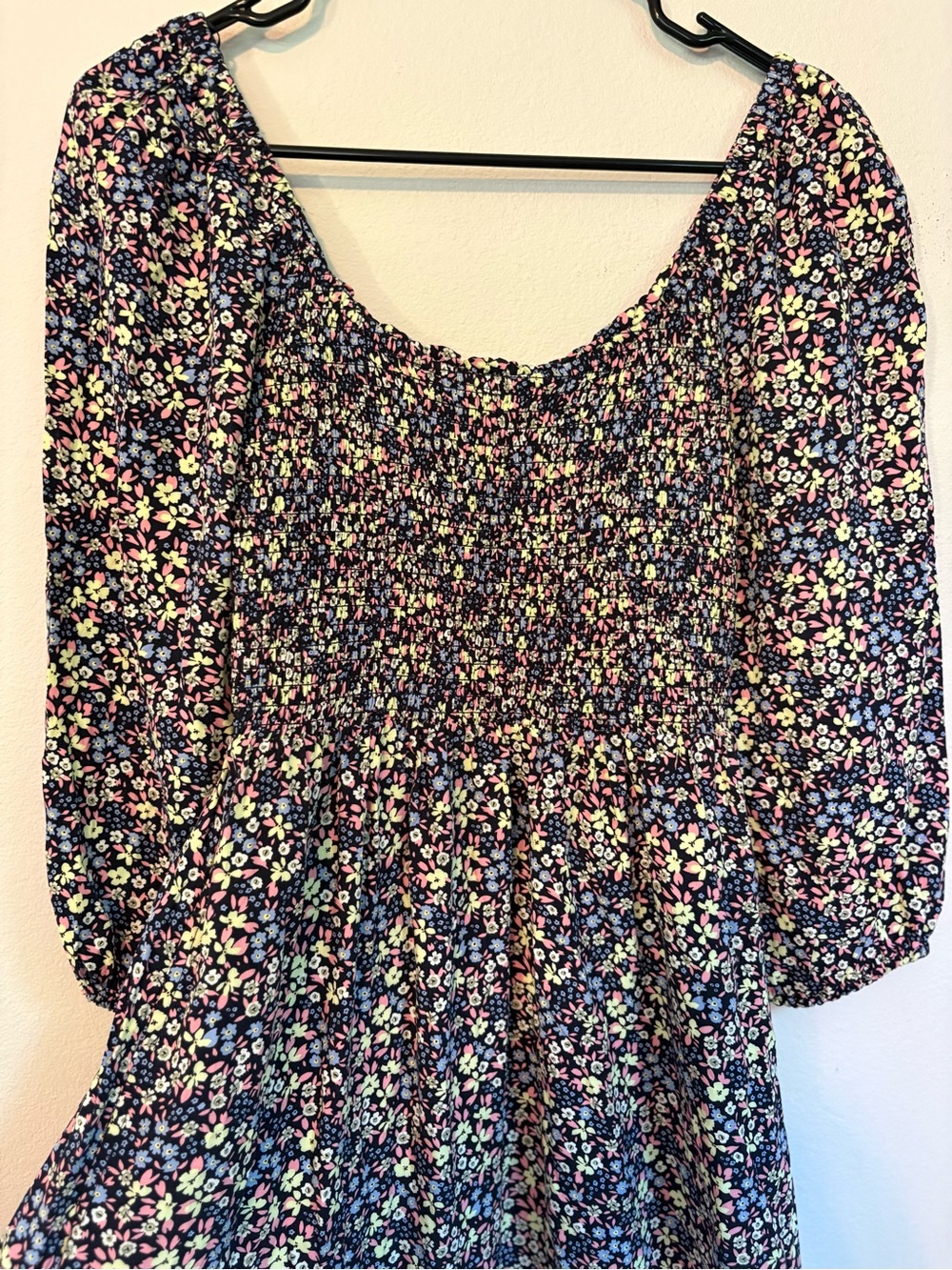 GAP Navy Floral Smocked Midi Dress with Puff Sleeves Cottagecore EUC Size S - Picture 4 of 14